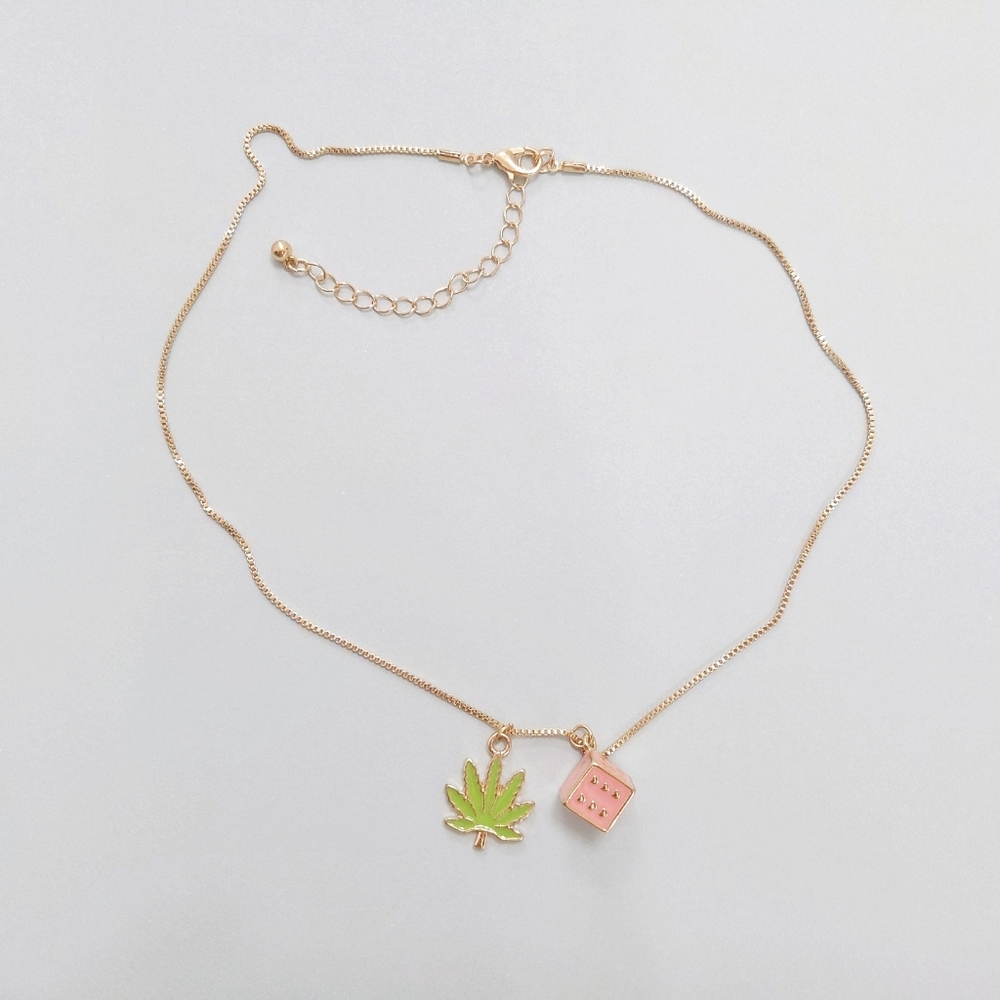 Smokeshow maryj leaf pink dice gold necklace 420 Frasier Sterling